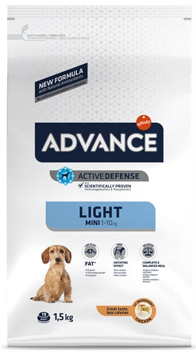 Advance Mini Light Hundefutter kleine Rassen Kroketten Nahaufnahme