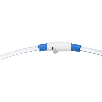 Trixie Leuchtkragen USB Blau – Detailansicht Verschluss und USB-Anschluss