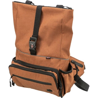 Trixie Rolltop-Rucksack Rost Detailansicht – Hunderucksack Outdoor Wandern rostbraun seitlich