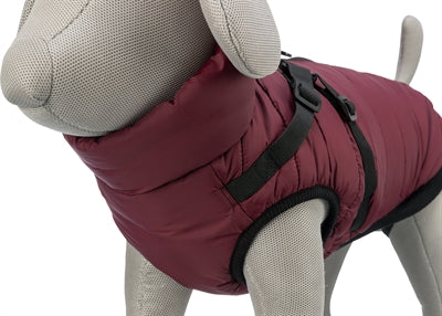 Trixie Pirou Hundemantel sangria – Detailansicht integriertes Geschirr