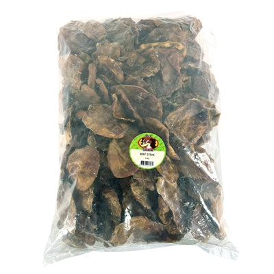 Petsnack Rindfleisch-Steak Detailansicht – getrockneter Rindersteak Kausnack Hunde Nahaufnahme