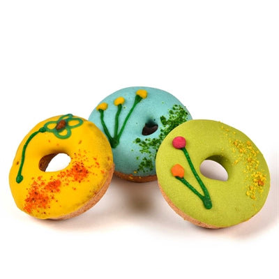 Barking Bakery Domuttz sortiert Detailansicht – bunte Donut-Hundekekse einzelne Stücke Nahaufnahme