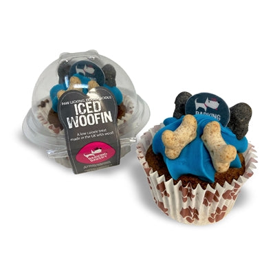 Barking Bakery Johannisbrotkuchen mit blauer Glasur – Geburtstagsleckerli für Hunde